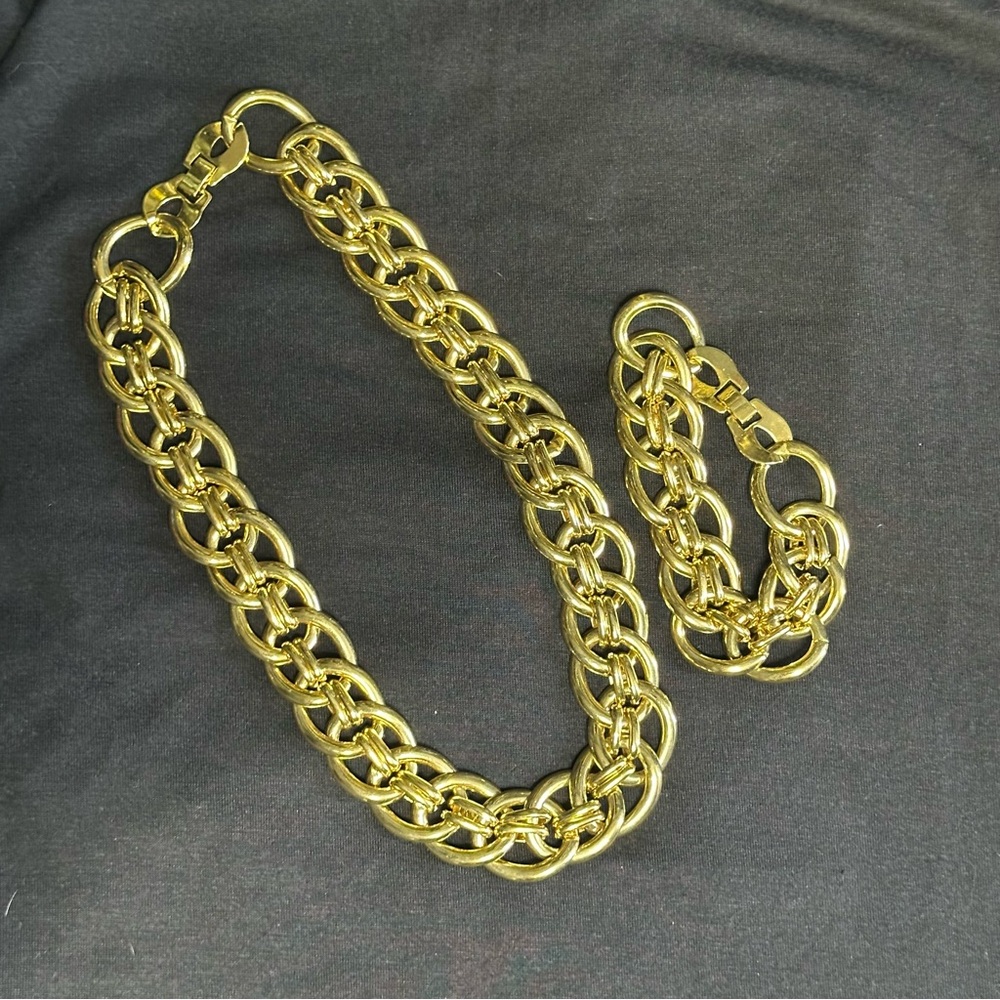 Vintage Necklace & Bracelet - Picture 3 of 6